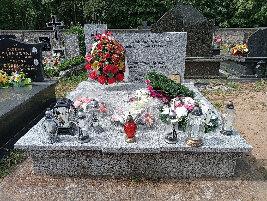 Grób Stanisław Eliasz